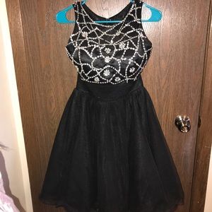 Size 6 short prom/formal dress!